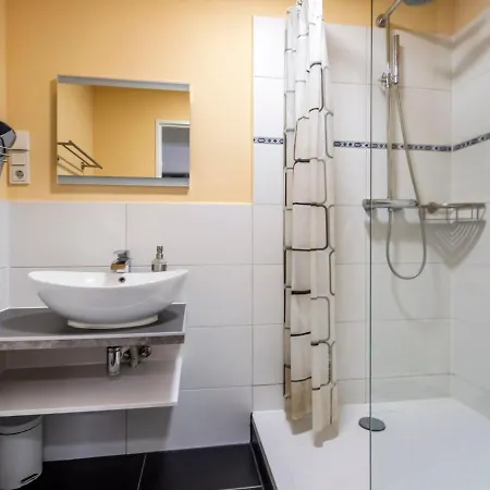 Santa Monica 1 By Interhome Apartment
